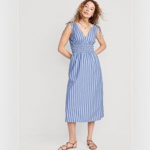 Old Navy Dress 4X Blue White Striped Tiered